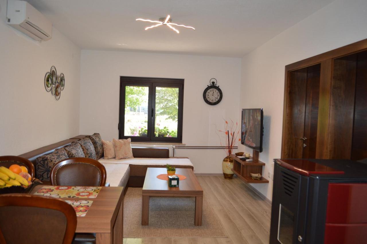 Villa My Island Bihać 外观 照片