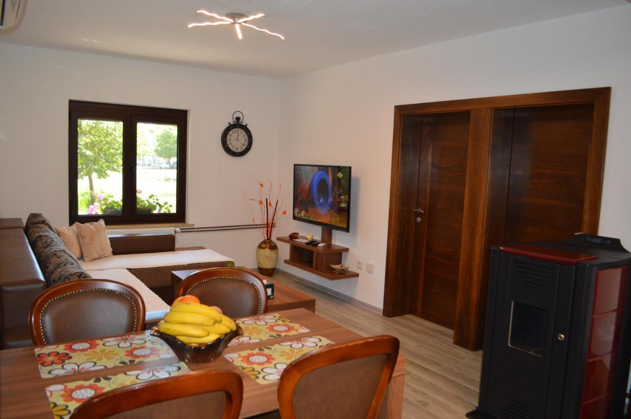 Villa My Island Bihać 外观 照片