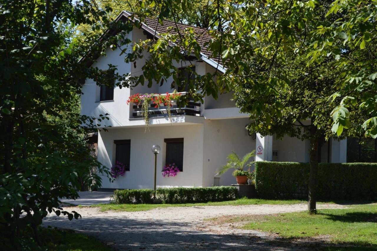 Villa My Island Bihać 外观 照片